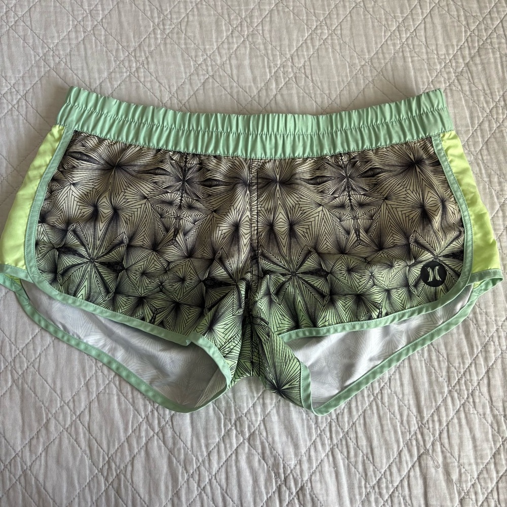 Hurley Mint Green Patterned Women's Swim Shorts Size L